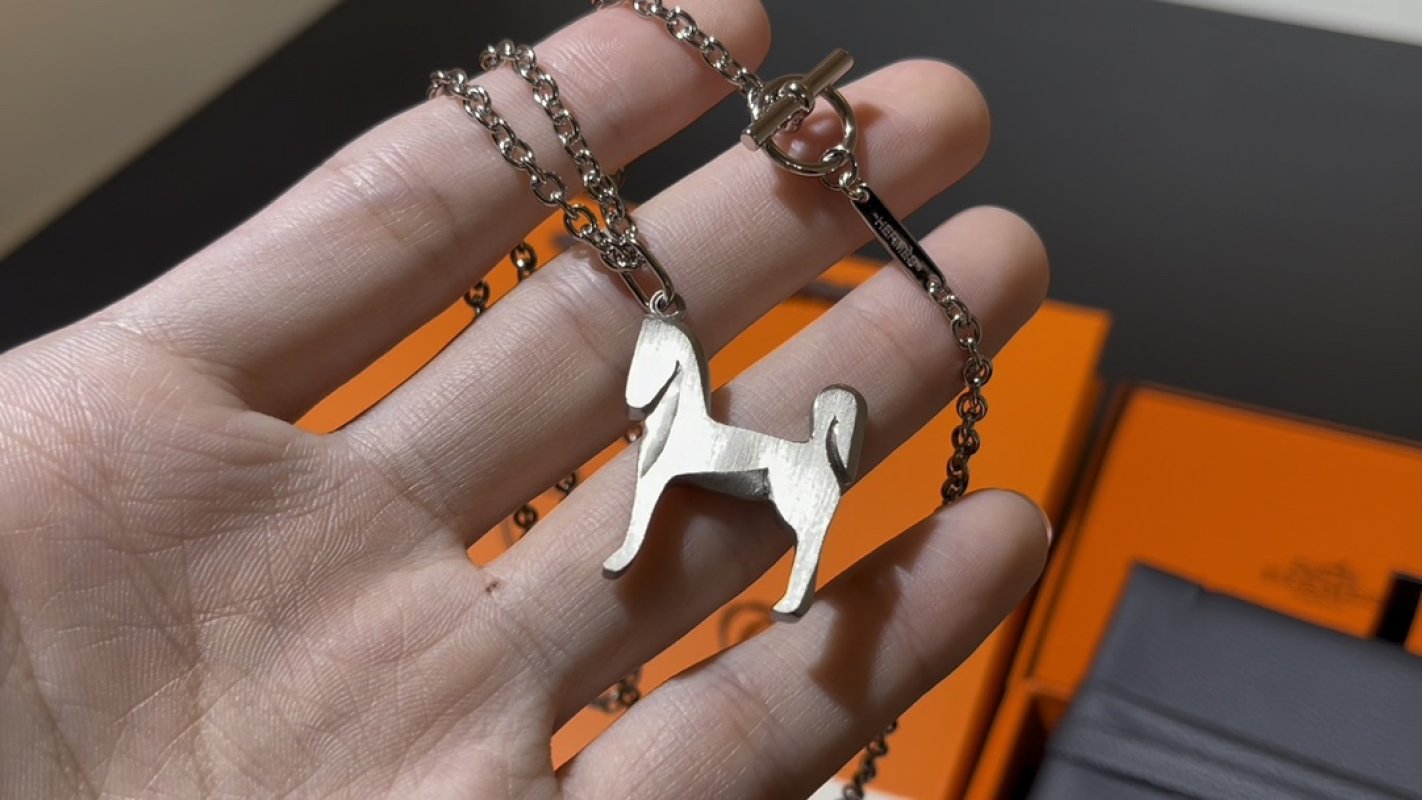 Hermès Dog Silhouette Silver Chain Necklace