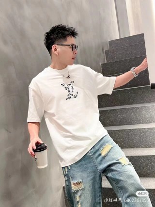 White Graphic Print Short Sleeve T-Shirt view 6