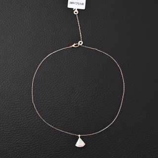 Bvlgari Diva Fan White Mother-of-Pearl Diamond Necklace view 8