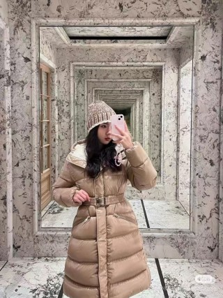 Moncler Beige Quilted Down Puffer Jacket view 3