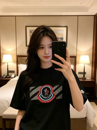 Moncler Black Logo Embroidered Short Sleeve T-Shirt view 4
