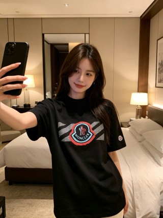Moncler Black Logo Embroidered Short Sleeve T-Shirt view 5