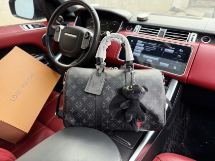Louis Vuitton Keepall Bandoulière 35 Black Monogram Travel Bag view 4