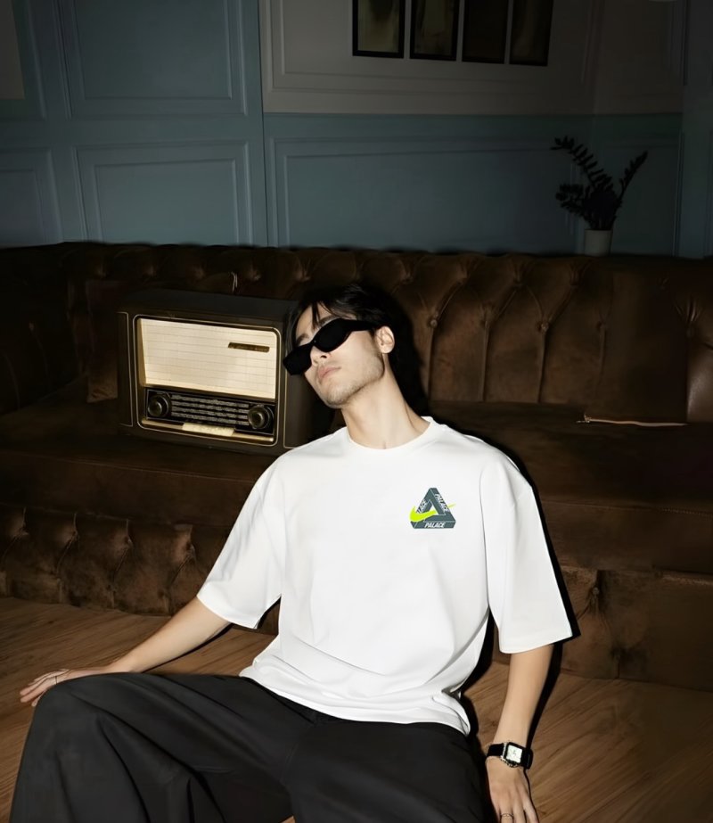 Nike x Palace White T-Shirt with Triangle Logo view