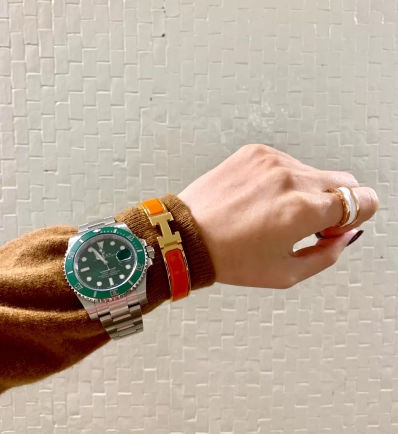 Hermès Enamel Bangle Bracelet Orange & Gold view