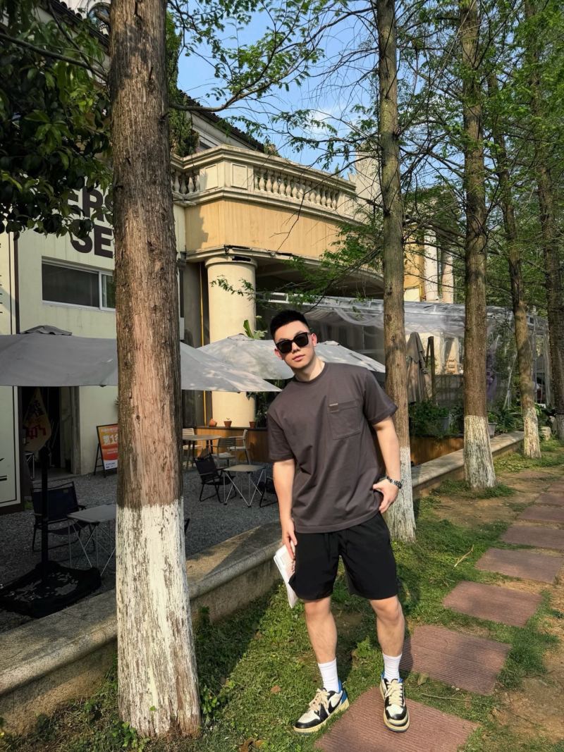 Essentials Black Short Sleeve T-Shirt