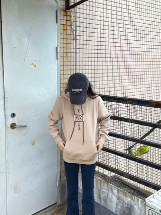 Beige Graphic Hoodie with Oversized Hood view 4