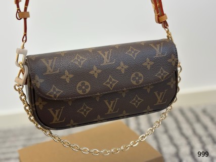 Louis Vuitton Ivy WOC Monogram Canvas Shoulder Bag view 8