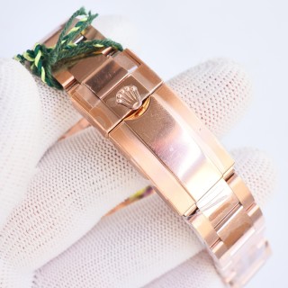 Rolex Daytona Chronograph Rose Gold view 6