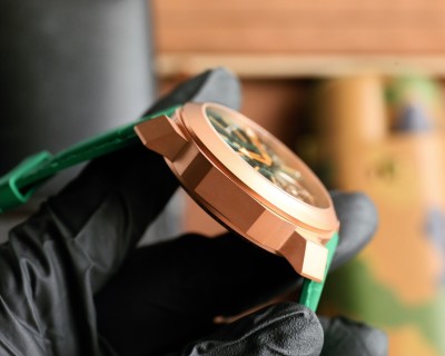 Bulgari Octo Roma Skeleton Automatic Watch Rose Gold Green view 6