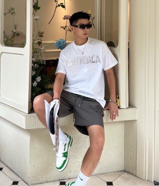Balenciaga White Logo Print Short-Sleeve T-Shirt view 5