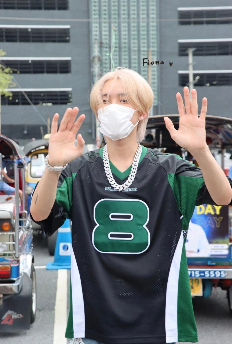 Supreme Black Green Colorblock Short Sleeve T-Shirt view