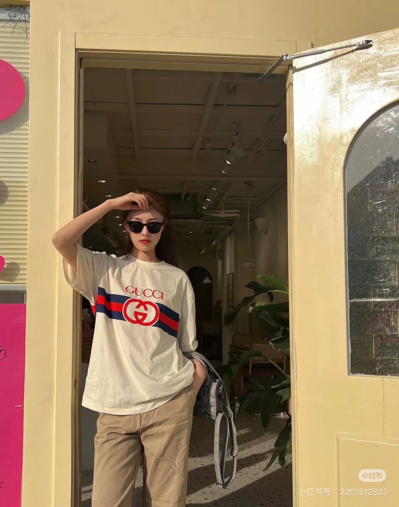 Gucci Red & Blue Stripe Logo White T-Shirt view
