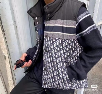 Dior Monogram Down Puffer Vest Black Beige view 4