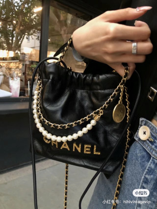 Chanel Pearl Chain Black Leather Shoulder Bag