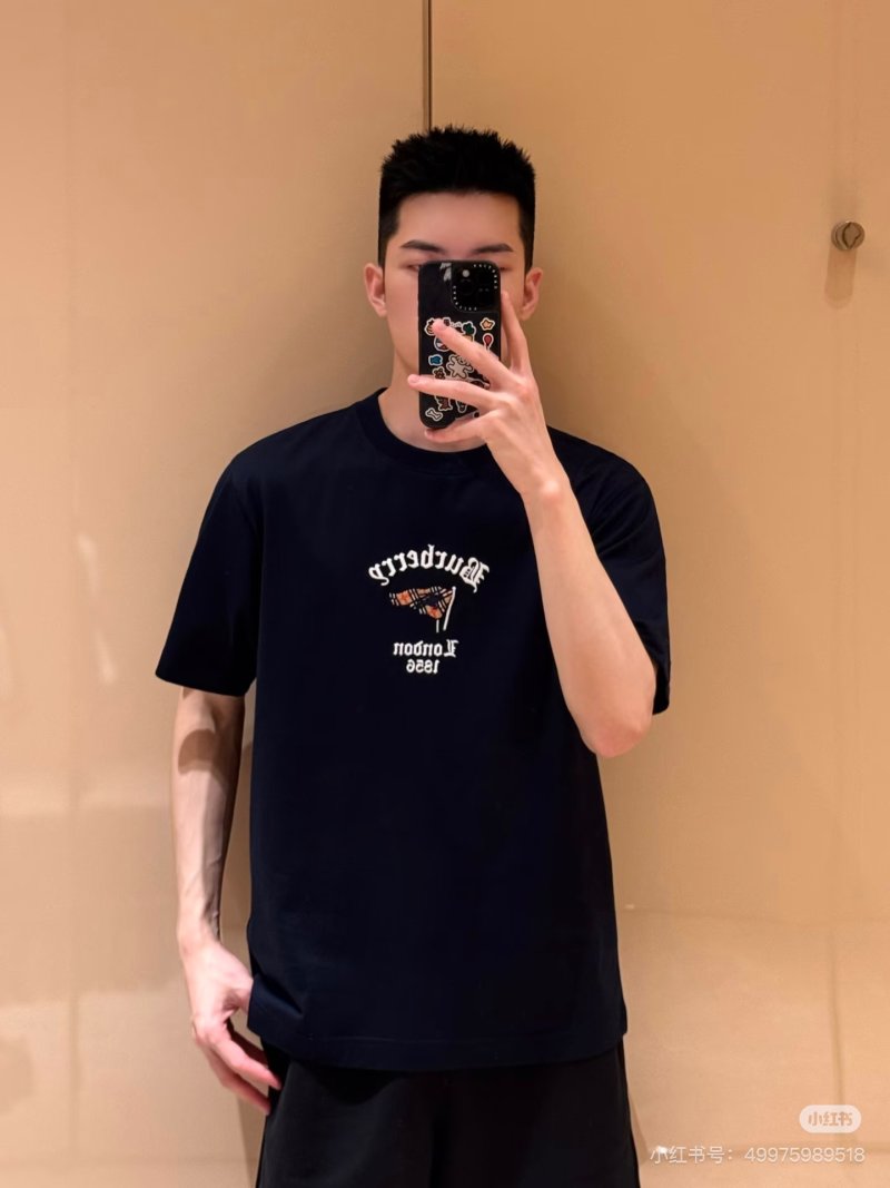 Burberry London 1856 Black T-Shirt view