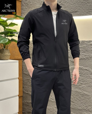 Arc'teryx Black Zip Jacket