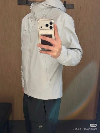 Kailas White Windbreaker Hooded Jacket view 2