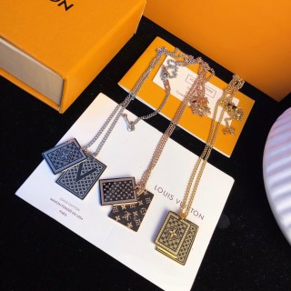 Louis Vuitton Playing Card Pendant Silver Necklace view 9