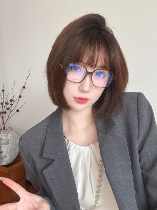 Chanel Square Frame Pearl-Accent Sunglasses – Blue Tint