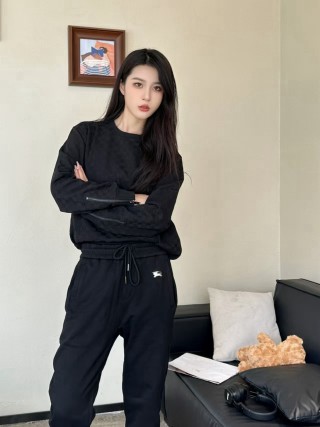 Burberry Black Drawstring Track Pants view 7