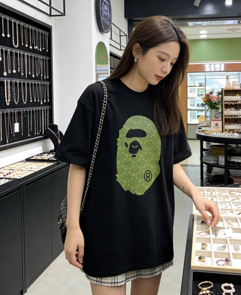 A Bathing Ape Head Logo Black T-Shirt Lime Green view
