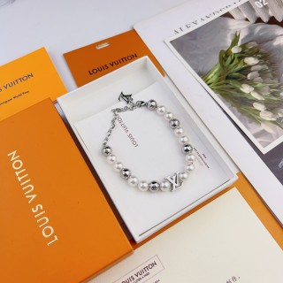 Louis Vuitton Pearl & Metal Beaded Bracelet Silver view 5