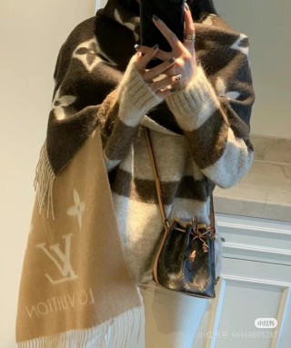 Louis Vuitton LV Gradient Monogram Wool Cashmere Scarf Camel & Brown view 4