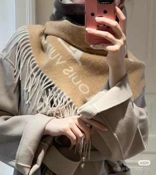 Louis Vuitton LV Gradient Monogram Wool Cashmere Scarf Camel & Brown view 7
