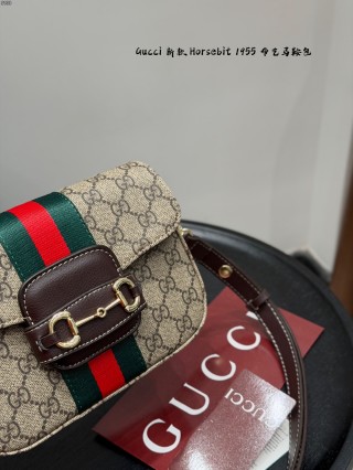 Gucci Horsebit 1955 GG Canvas Shoulder Bag - Beige/Brown view 3