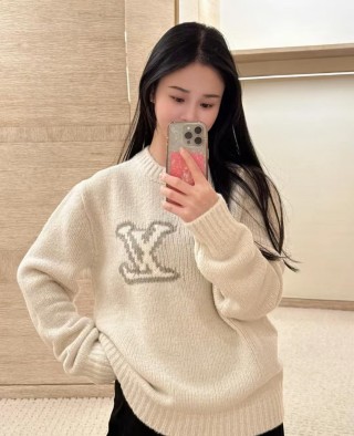 Louis Vuitton LV Logo Cream Wool Knit Sweater view 2
