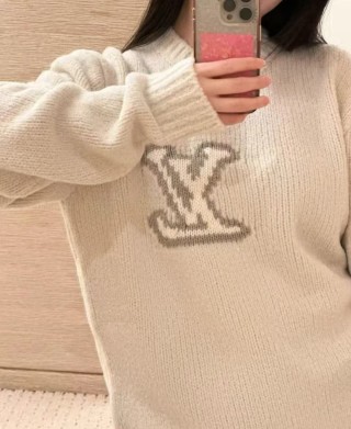 Louis Vuitton LV Logo Cream Wool Knit Sweater view 3