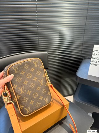 Louis Vuitton Monogram Camera Bag Crossbody - Brown/Orange view 5