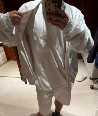 Louis Vuitton Monogram Puffer Bomber Jacket Cream view 2