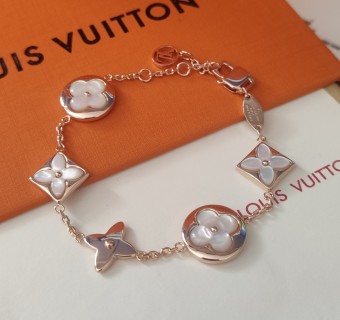 Louis Vuitton Color Blossom 18K Gold Mother-of-Pearl Bracelet view 3