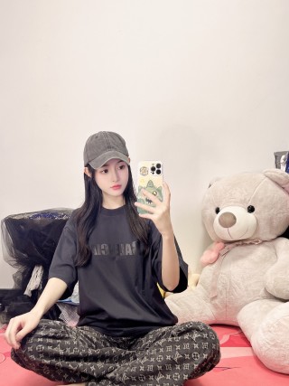 Black Oversized Graphic T-Shirt view 6
