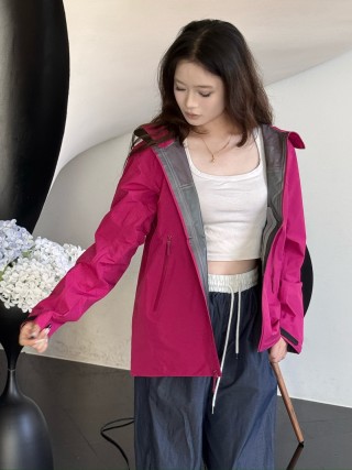 Arc'teryx Beat Jacket Magenta Purple view 2