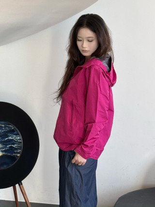 Arc'teryx Beat Jacket Magenta Purple view 7