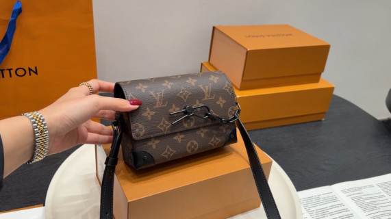 Louis Vuitton Monogram Canvas Crossbody Bag Brown