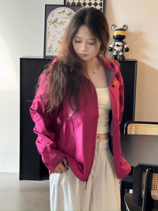 Arc'teryx Beta SL Hooded Windbreaker Jacket - Magenta view 8