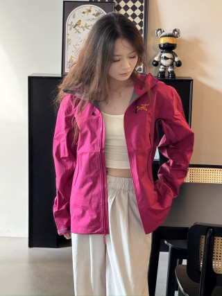 Arc'teryx Beta SL Hooded Windbreaker Jacket - Magenta view 9