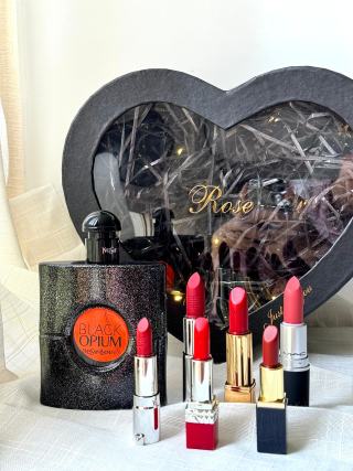 Black Opium Rose Heart Luxury Gift Set – Inspired Fragrance & Cosmetics Collection view 8
