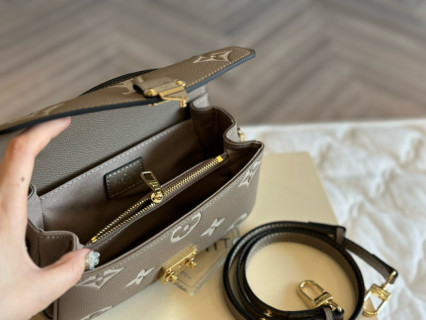 Louis Vuitton Metis Crossbody Bag – Elephant Grey view 8