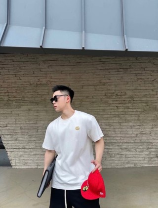 Gucci GG Logo Cream Short Sleeve T-Shirt view 8
