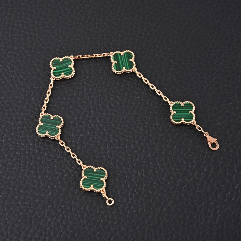 Van Cleef & Arpels Vintage Alhambra Green Malachite Bracelet view