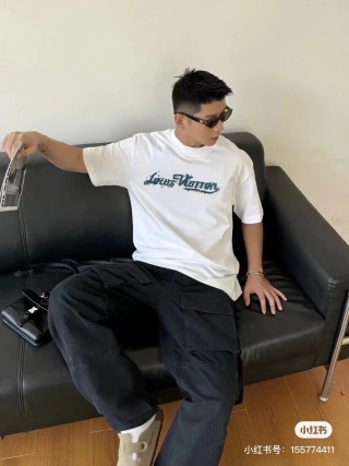 Louis Vuitton Script Logo White T-Shirt view 2