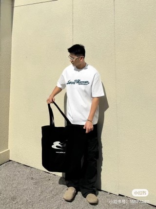 Louis Vuitton Script Logo White T-Shirt view 3