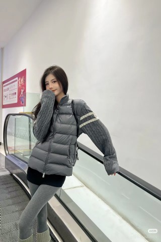 Moncler Black Mixed Media Down Jacket view 3