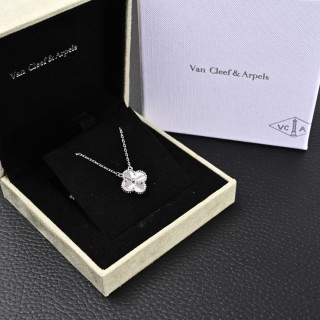 Van Cleef & Arpels Four Leaf Clover Silver Necklace view 2