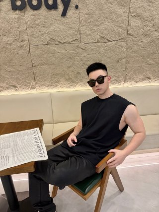 Balenciaga Black Sleeveless T-Shirt view 7